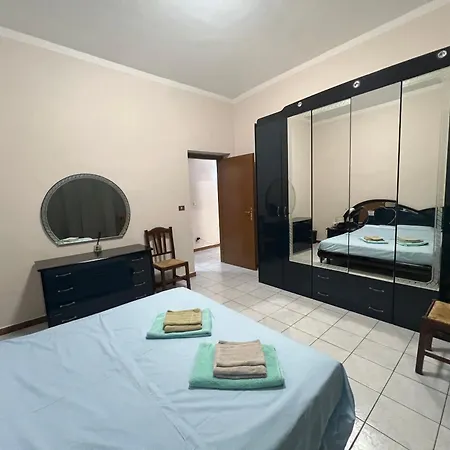 דירה In Alexandria!